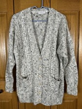 Liz Claiborne Vintage Women  s Wool Cardigan Oversized Sweater Size M