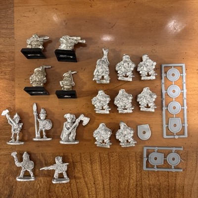Vintage Dwarf Miniatures Lot - Games Workshop/Warhammer, Citadel, Grenadier.