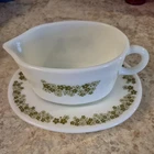 CORNING Pyrex Spring Blossom Crazy Daisy Gravy Boat & Underplate