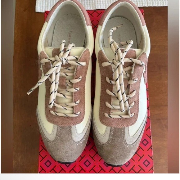 【TORY BURCH】VINTAGE NYLON SNEAKER 在庫確認願います TORY BURCH】VINTAGE NYLON SNEAKER 在庫確認願います (Tory