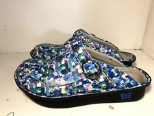 Alegria Seville Blue textured tooled leather classic clog mule 38 EU 8/8.5 US