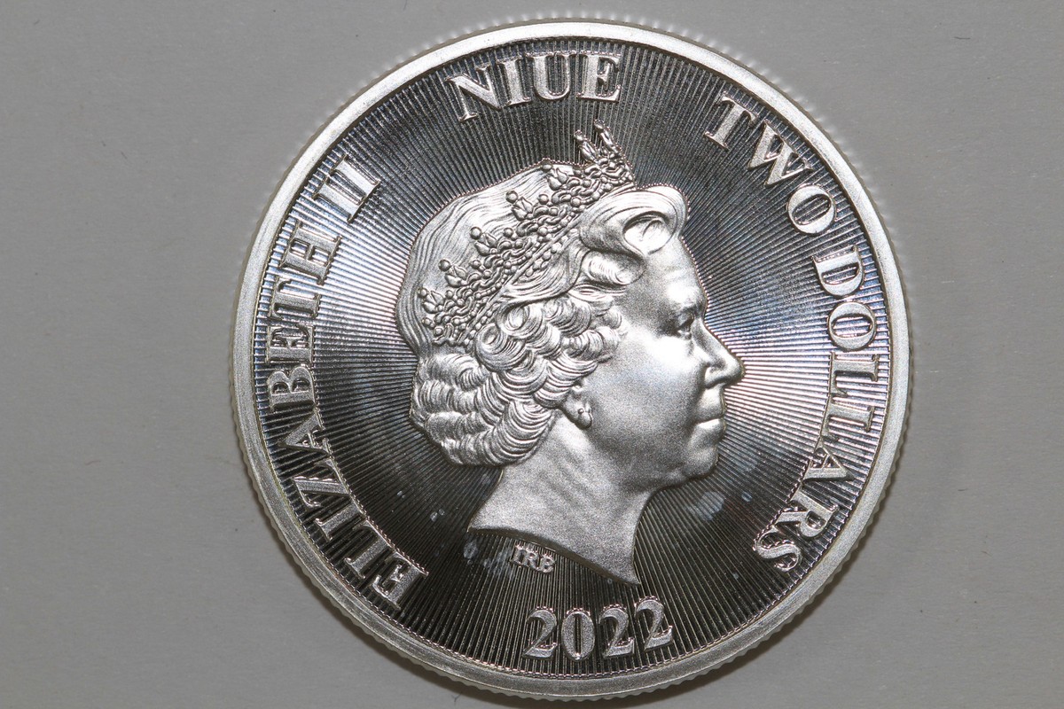 1 Ounce Fine Silver 999 2022 Niue 2$ Roaring Lion Elizabeth II