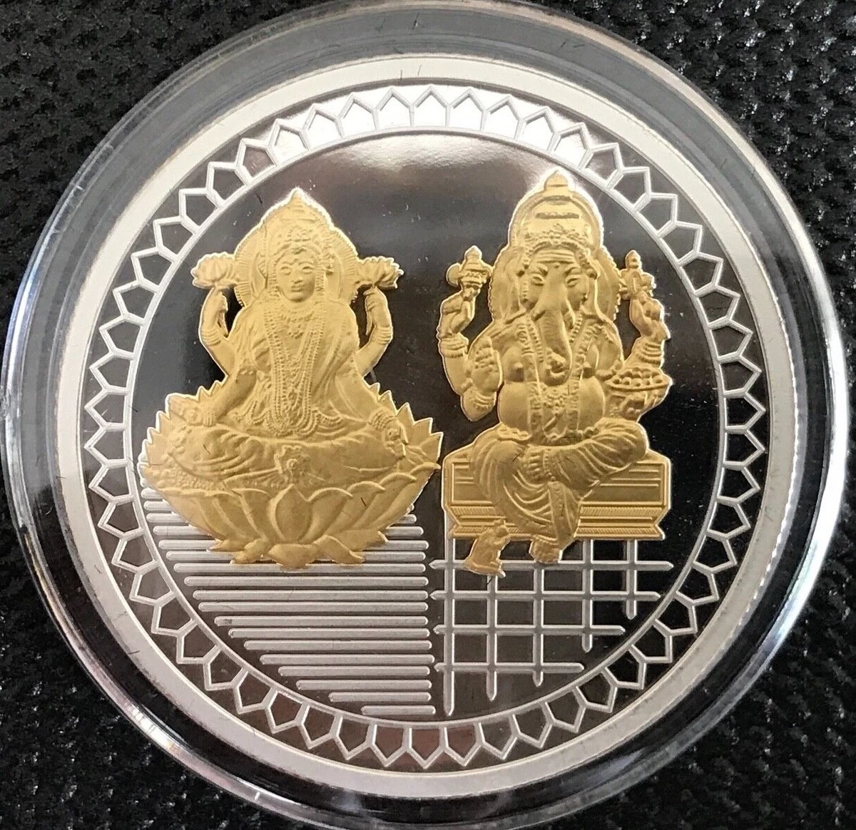 Lakshmi Gold Coin 1-rupee-india-numista