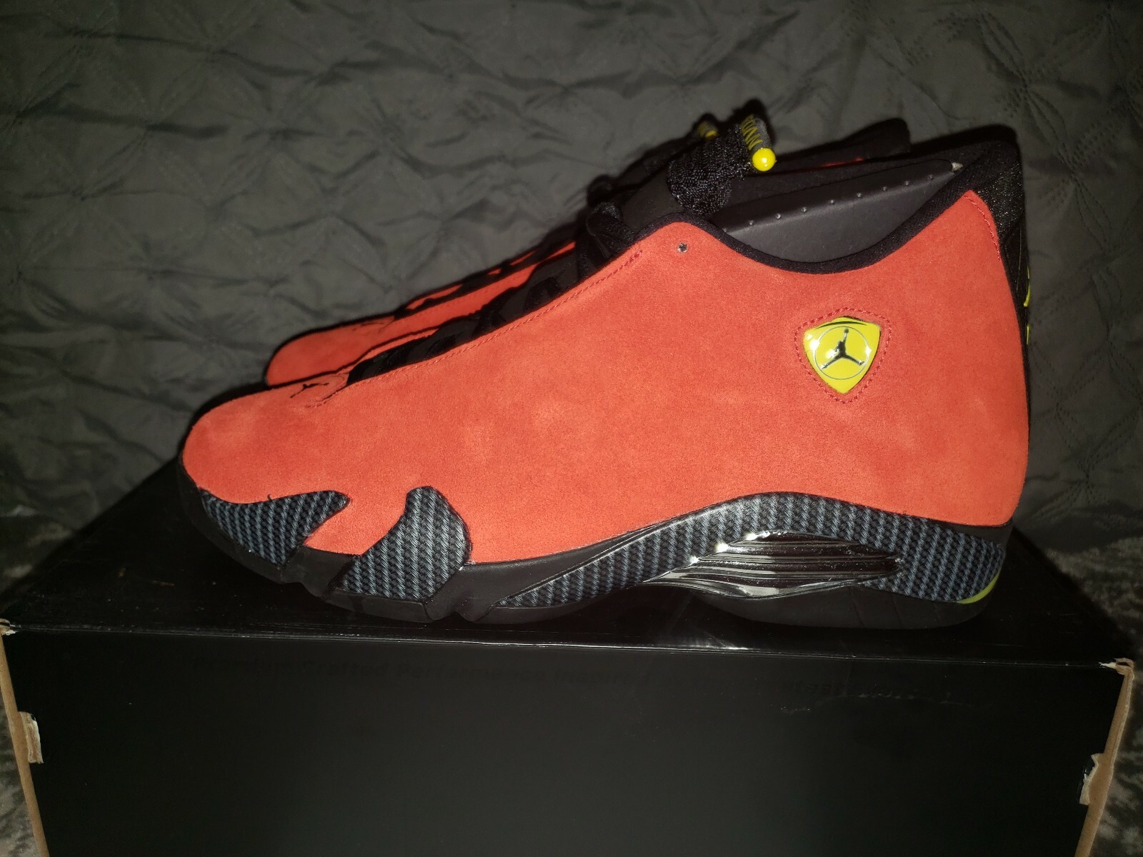 Nike Jordan Retro 14 Red Ferrari DS - tiendamia.com
