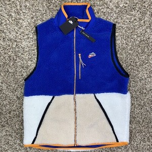 nike heritage essentials sherpa vest