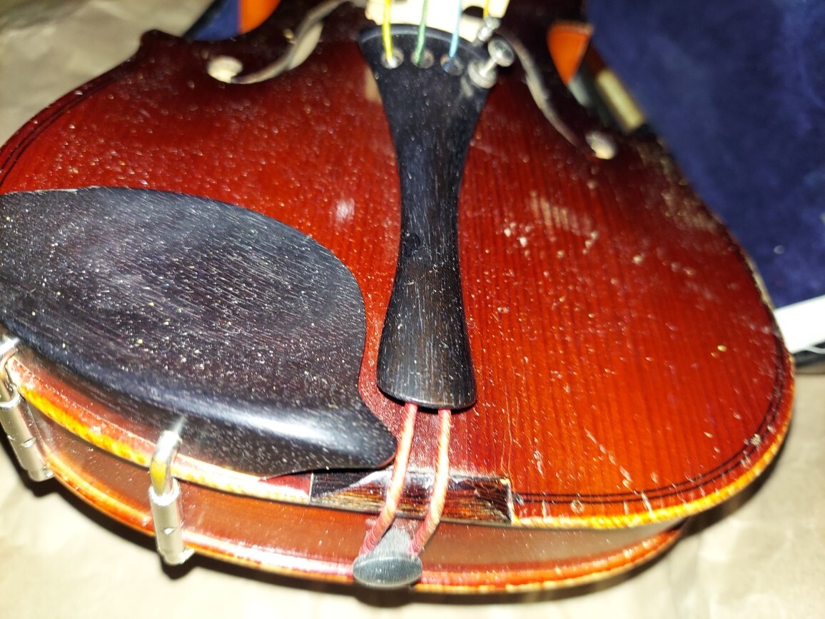 Suzuki model 13 sized 1/4 violin, Japan 1963, Very Good Condition
