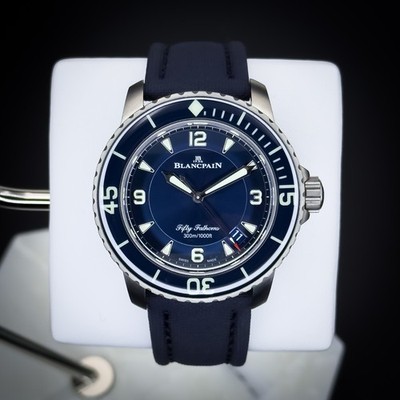 Blancpain Fifty Fathoms Blue Dial  45mm Titanium 5015-12B40-O52A - Complete Set