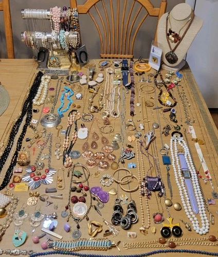 Huge Rare Antique True Vintage High End Costume Jewelry Estate Lot 300+ Pieces