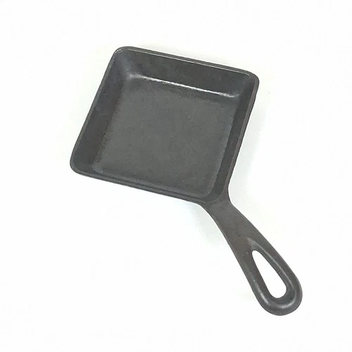 RARE Griswold Cast Iron Square Egg Skillet 129 Misspelled SQUAR