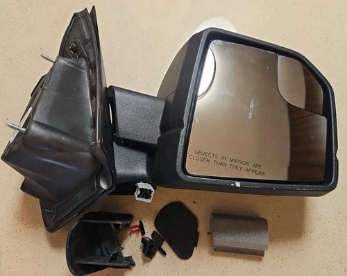 2015-2020 Ford F150 Passenger Side Mirror FL34-17682-BK5YGY For Parts Only