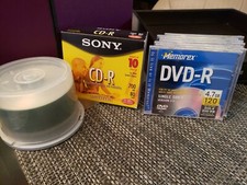 LOT..memorex dvd, Sony CD in slim jewel cases, maxwell 700 MB COMPACT DISC