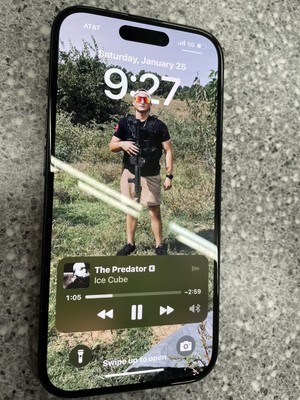 TikTok Installed On Apple iPhone 15 - 128 GB - Matte Black (AT&T) GreatCondition