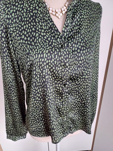 🍀 Schwarz-grün Gemusterte Satin Bluse 😍 V-Ausschnitt Knöpfe Business... - Bild 3 von 7