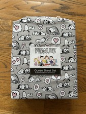 Peanuts Snoopy QUEEN SIZE Sheet Set Gray w/ White Pink Hearts New