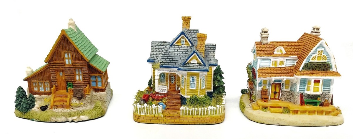 Vintage Liberty Falls Americana Collection Miniatures Village