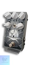KROZZ DEVICE HAMMERHEAD Effects Pedal for Guitarists