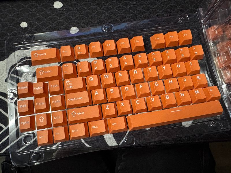 MAIMOOO 126-Key Orange PBT Keycap Set – Cherry Profile – New & Unused