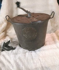 Antique No. 4 Universal Bread Maker 1904 Landers Frary & Clark Complete