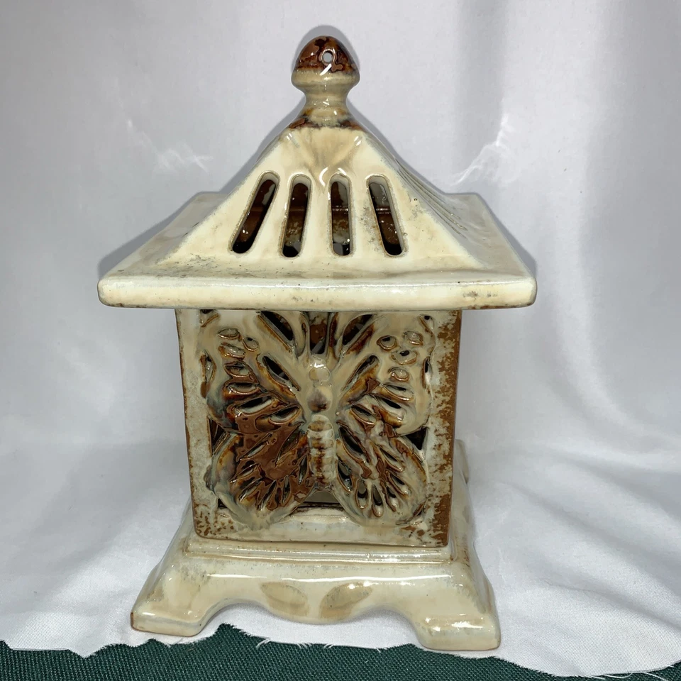 Lanterna pendurada de cerâmica borboleta para vela interna/externa 9" de altura com base - Imagem 4 de 4