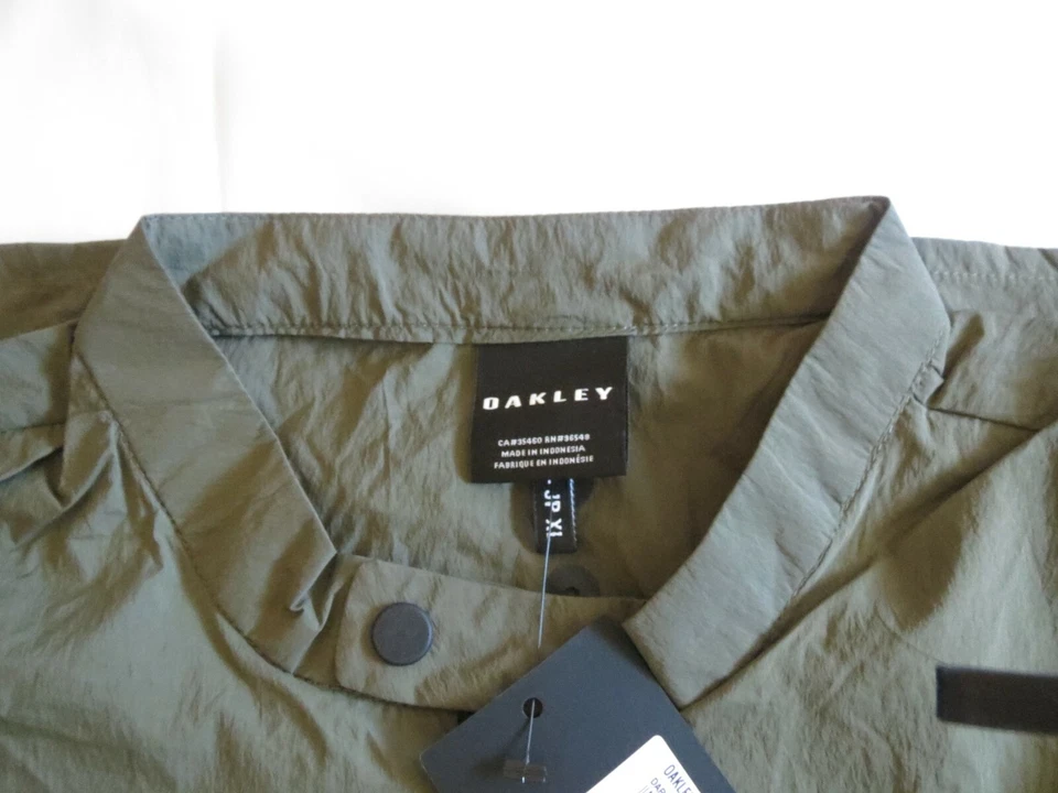Men's OAKLEY Latch FZ Full Zip Windbreaker Shirt Jacket Dark Brush $110 - Image 3 of 3