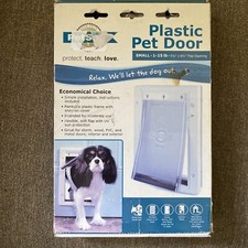PetSafe Plastic Pet Door, Small 5-1/8" X 8-1/4" Flap Opening Small 1-15 lbs