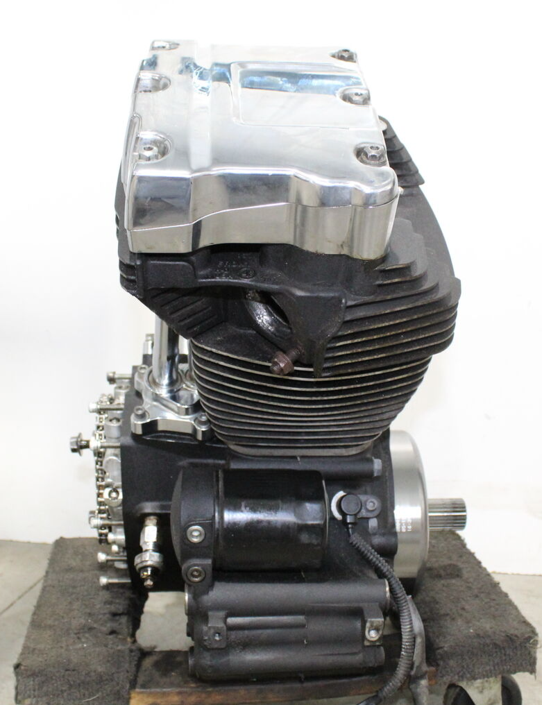洋書 THE CLASSIC TWIN-CAM ENGINE Harley-Davidson Twin Cam V-Twin Motorcycles - HISTORY OF THE