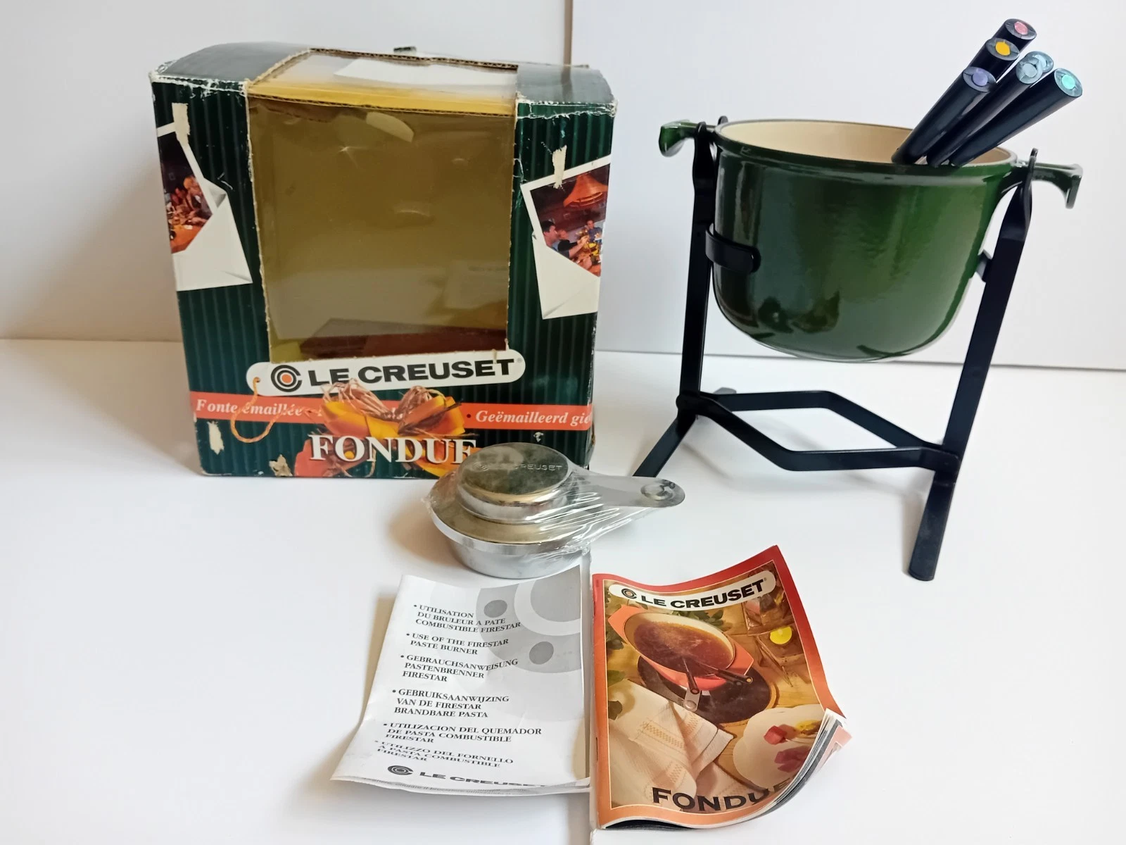 New Le Creuset Cast Iron Racing Green Fondue Set Pot Stand Forks FREE P&P
Opens in a new window or t