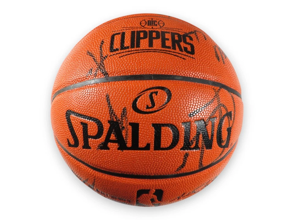 Baloncesto autografiado por el equipo Clippers 2016-17 Pierce Paul 16 sigs JSA YY54551