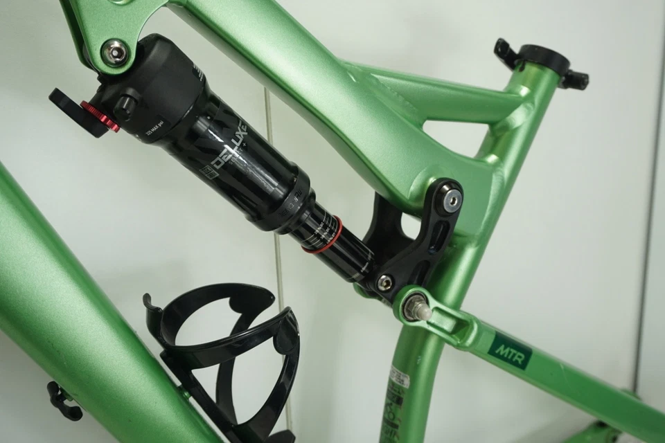 Boardman MTR 8.8 Mountain Bike Frame Large + Rock shox select + headset - Image 4 of 4