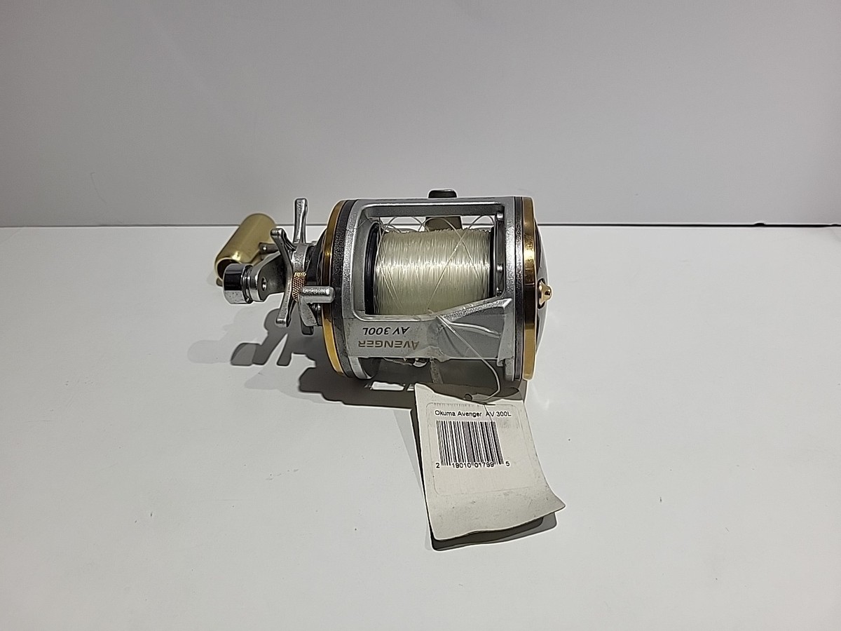 Okuma Avenger AV 300L 4.0:1 Ratio Levelwind Fishing Reel WT#96 | eBay