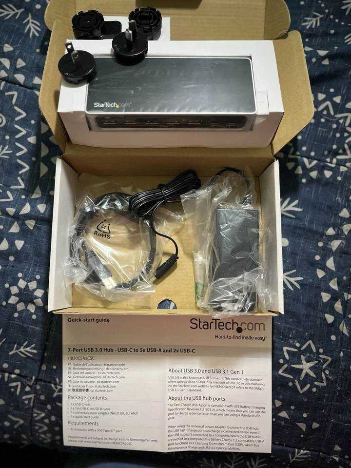 Concentrador USB C de 7 puertos StarTech con puerto de carga rápida - USB-C a 5x USB-A 2x USB-C  Foto 4 de 4