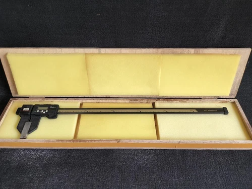 Digital Caliper 600Mm Mitutoyo Digimatic Cfc-P60 With Case