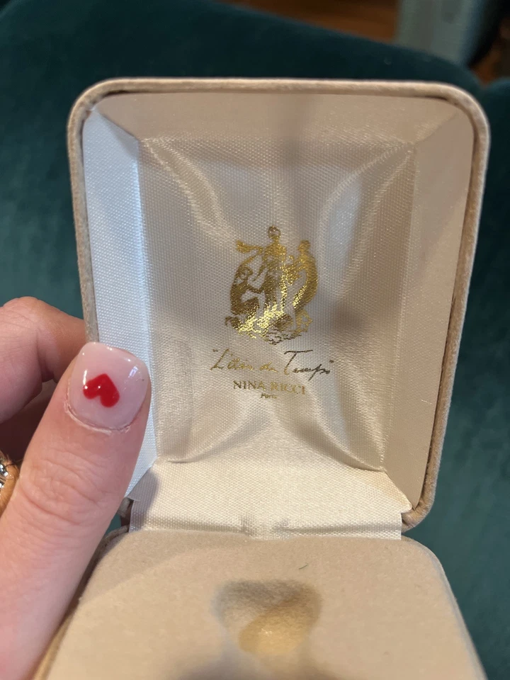 ВИНТАЖНЫЕ МИНИ-ДУХИ NINA RICCI CADEAU D'OR L'AIR DU TEMPS 0,20 жидких унции РЕДКИЕ - Изображение 2 из 4