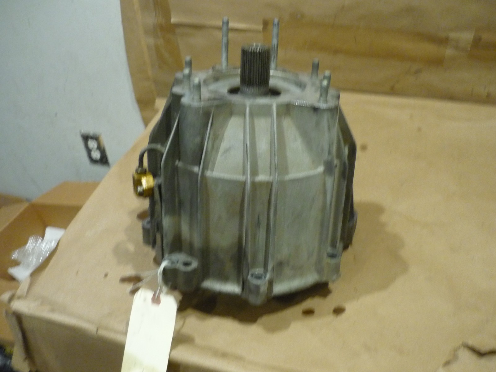 Maserati Quattroporte 05 - Clutch / Bell Housing P/N 202834