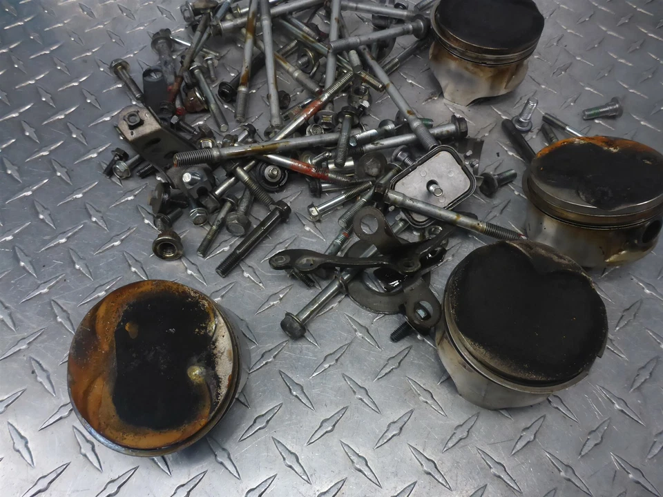 95 Honda CBR1000F CBR 1000 F Engine Motor Bolt Kit Misc Hardware  - Изображение 3 из 4