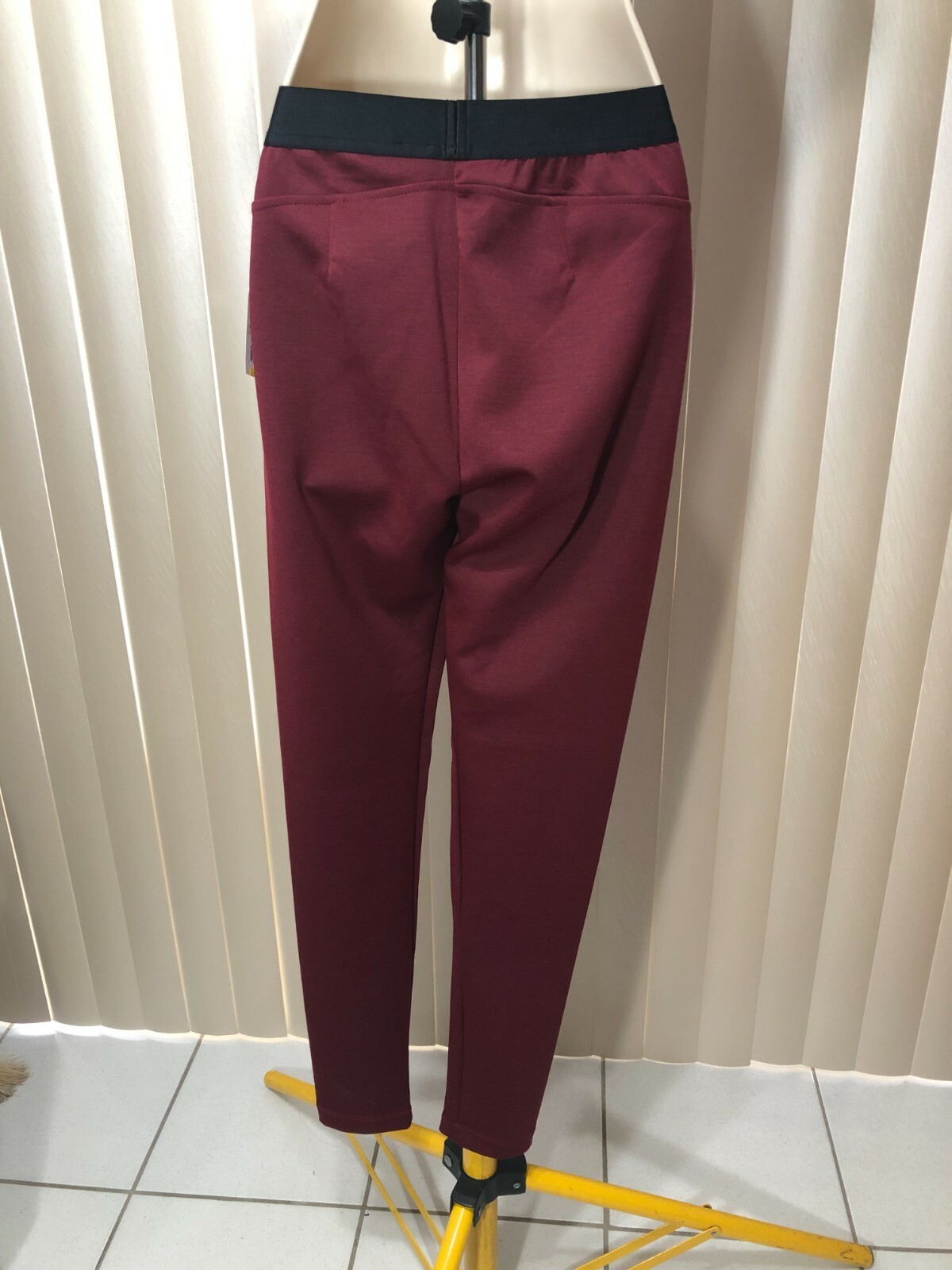 NY Collection Skinny Ankle Dressy Leggings M Stretch Red Womens eBay
