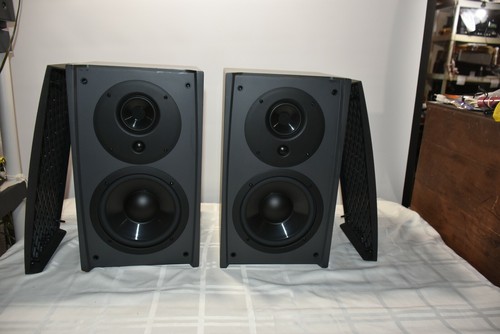 Cambridge Soundworks M80 Speakers Nice 
