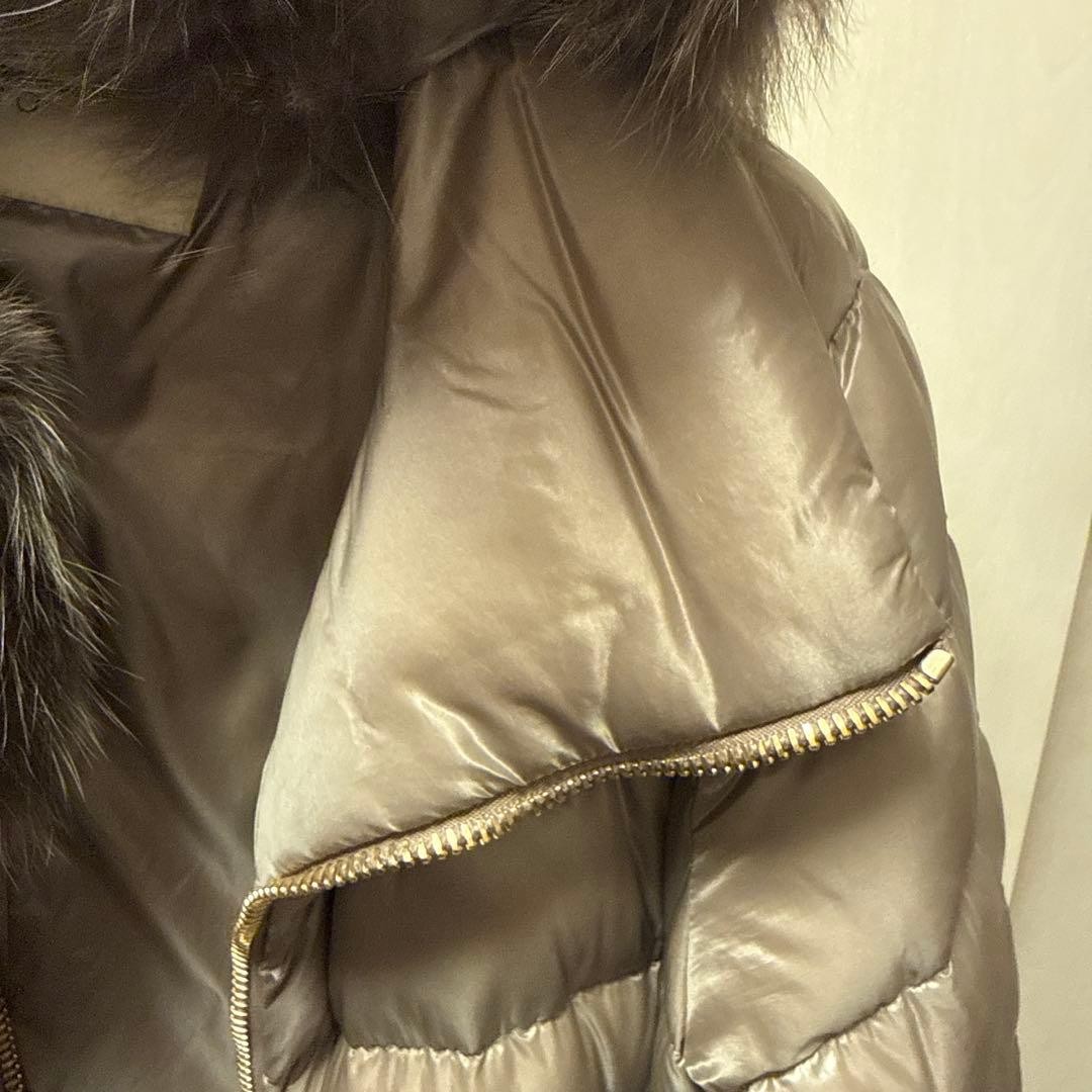 Herno Silver Down Jacket with Removable Fur, Ligh… - image 11