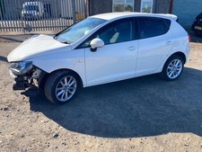 08-17 SEAT IBIZA 6J FRONT WIPER MOTOR AND LINKAGE 6R2955023C
