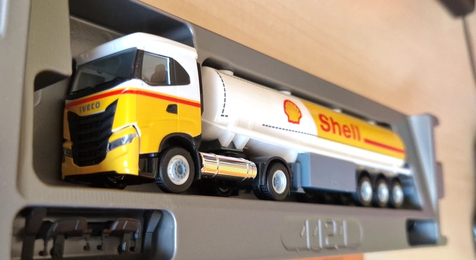 Herpa 315685 IVECO S-WAY NP SHELL cisterna 1:87 OVP - Immagine 2 di 3