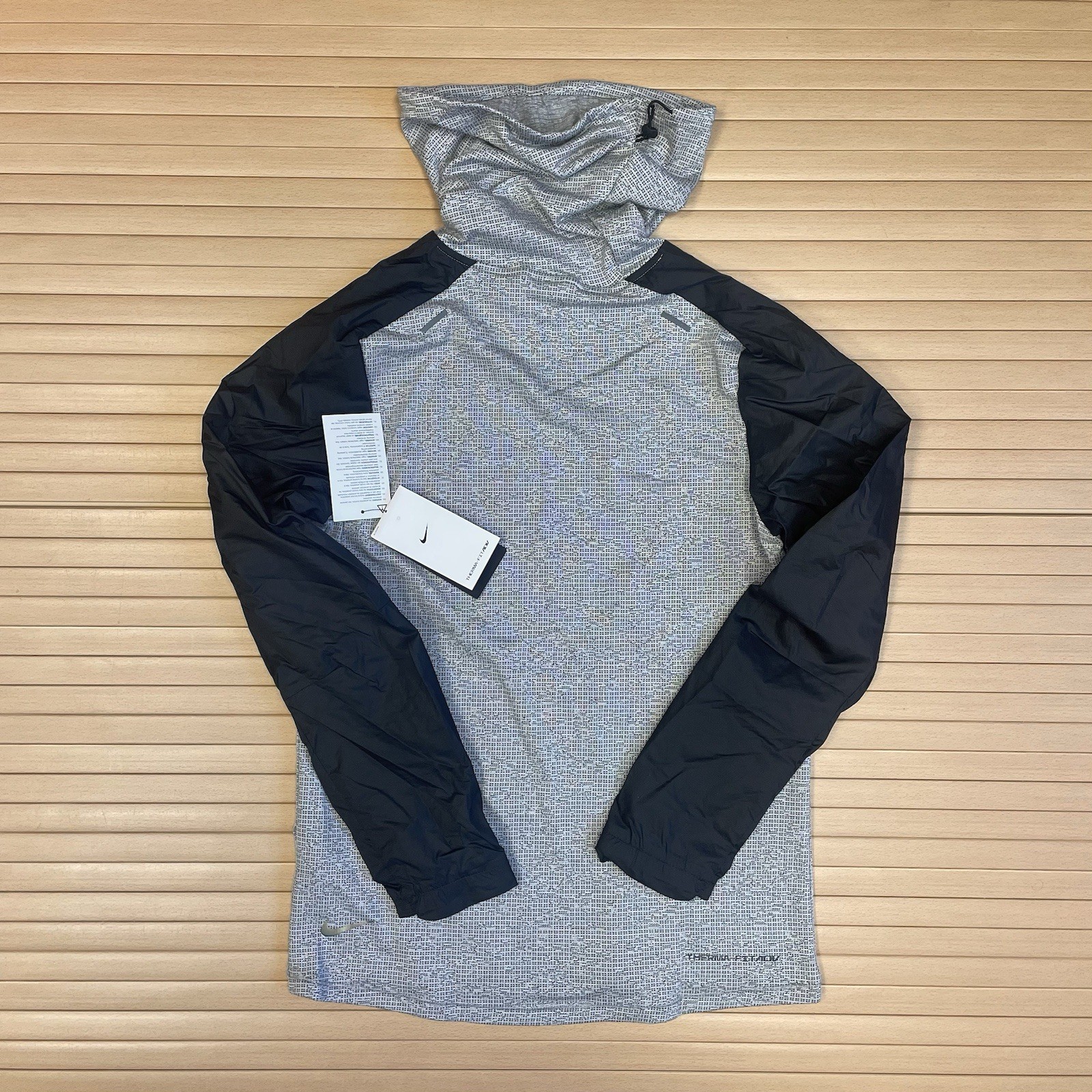 Nike Therma-Fit ADV Repel Running Division Long Sleeve  Mens Small RRP £112 image 3