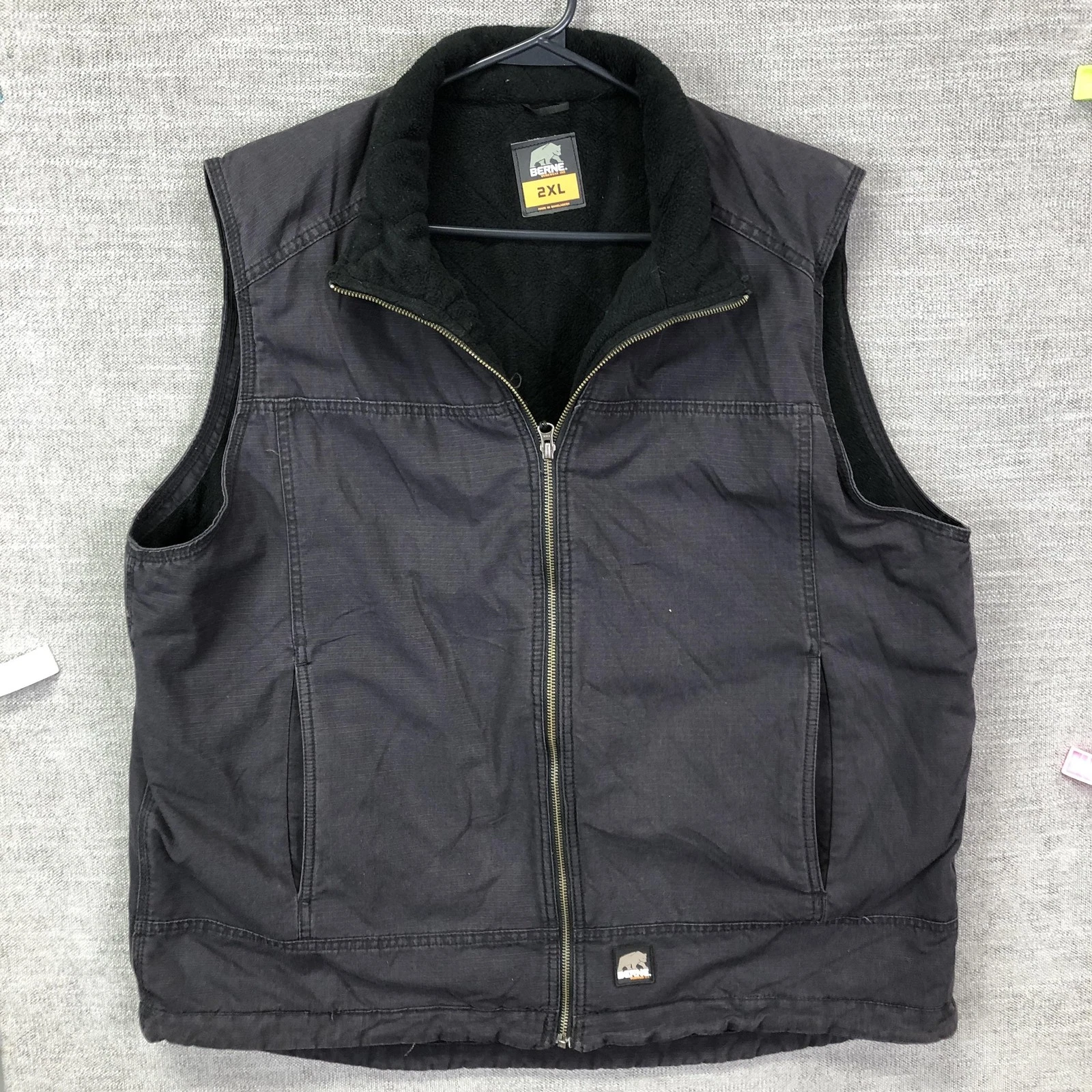 Berne Vest Mens 2XL Black Canvas Quilted Full Zip Workwear Insulated Outdoor