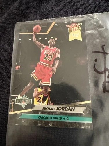 Fleer Ultra 1992-93 Michael Jordan #216 Chicago Bulls Top 20 Jammer Dunk