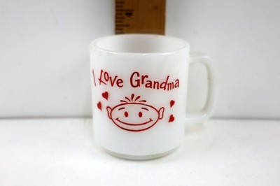 Vintage MCM ''I Love Grandma''  Milk Glass Coffee Cocoa Mug 3 1/2'' READ