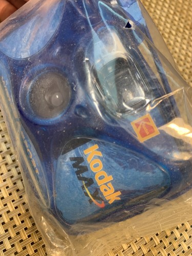 Kodak Water & Sport Waterproof Disposable Camera - NOS - Film Expired Assumed - Picture 4 of 15