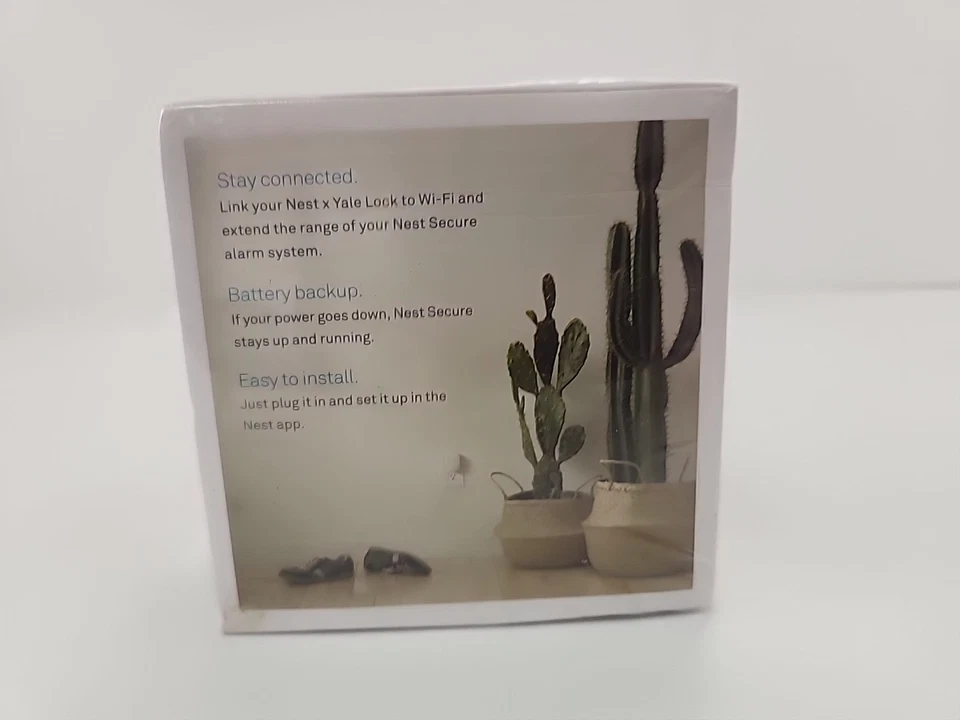 Nest Connect Range Extender for the Nest Secure Alarm System H17000EF White - Image 3 of 3