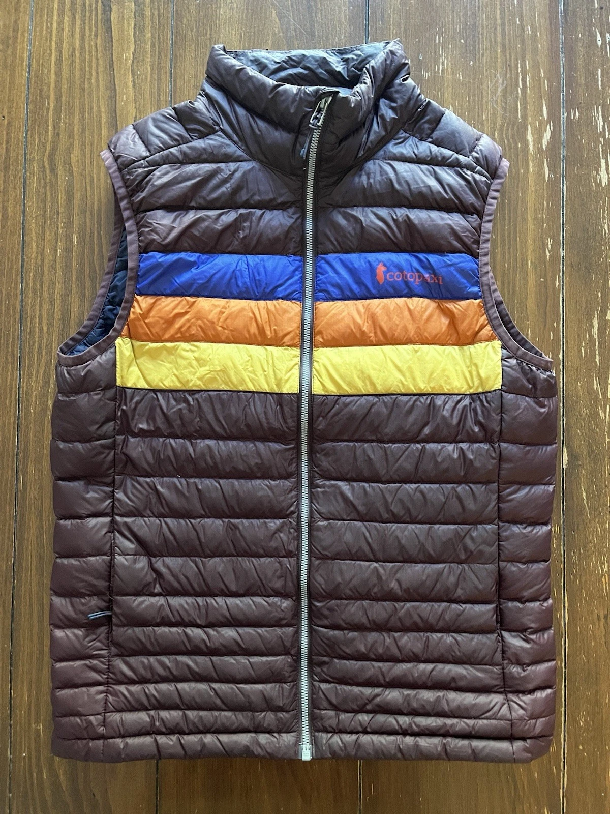 Cotopaxi Vest Men’s Medium
Opens in a new window or tab