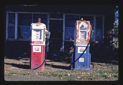 Photo:Watauga South Dakota Rt 12 1987 Standard Gas Pumps Service Station