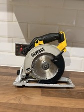 Dewalt Skills Saw  Body 18V