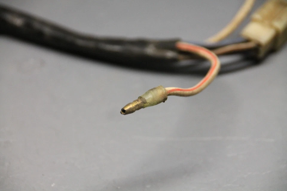 1982 KAWASAKI KZ440G FUSE BOX 26004-035 #21 - Image 3 of 4